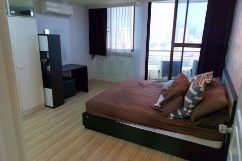 Condominio de 2 dormitorios en Watthana, Bangkok, Tailandia № 76470 - foto 7