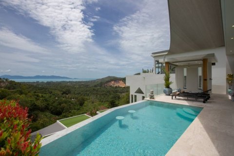 Chalet de 3 dormitorios en Surat Thani, Tailandia № 132398 - foto 2