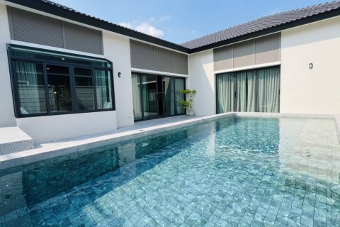 Casa de 3 dormitorios en Pattaya, Tailandia № 132404 - foto 9