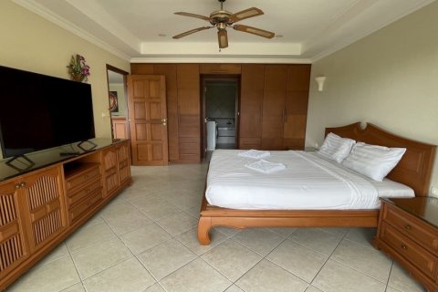 Condominio de 1 dormitorio en Pattaya, Tailandia № 125541 - foto 17