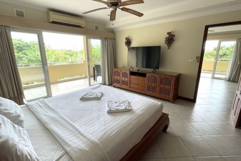 Condominio de 1 dormitorio en Pattaya, Tailandia № 125541 - foto 18
