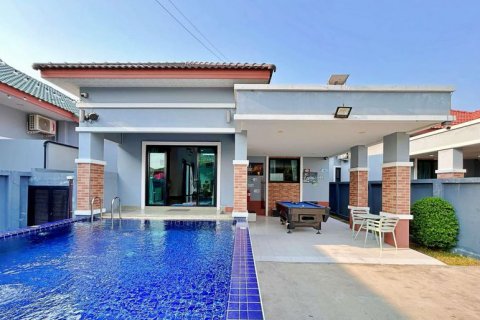 Casa de 3 dormitorios en Pattaya, Tailandia № 125543