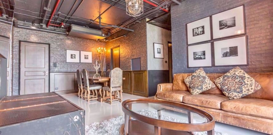 Condominio de 3 dormitorios en Bangkok, Tailandia en Aguston Sukhumvit 22 № 111230