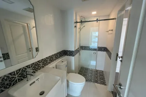 Apartamento de 2 dormitorios en Pattaya, Tailandia № 85095 - foto 11