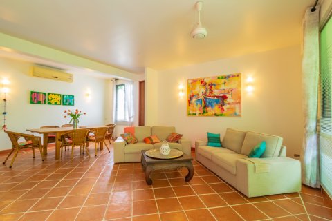 Condominio de 2 dormitorios en Hua Hin, Tailandia № 125217 - foto 9