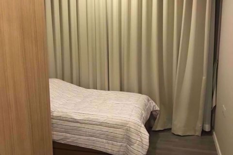 Condominio de 2 dormitorios en Khlong Toei, Bangkok, Tailandia № 76978 - foto 5