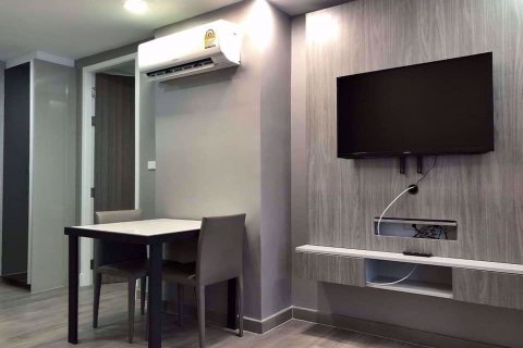 Condominio de 1 dormitorio en Watthana, Bangkok, Tailandia № 76976 - foto 2
