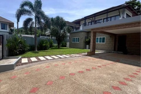 Chalet de 3 dormitorios en Kathu, Tailandia № 144584