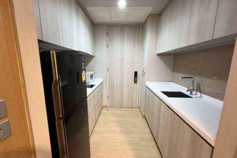 Condominio de 1 dormitorio en Khlong Toei, Bangkok, Tailandia № 144587 - foto 5
