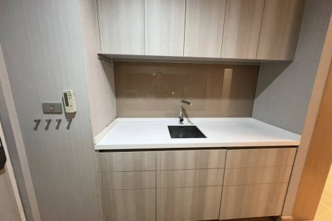 Condominio de 1 dormitorio en Khlong Toei, Bangkok, Tailandia № 144587 - foto 7