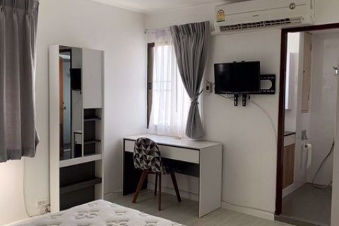 Condo à Watthana, Bangkok, Thaïlande, 3 chambres № 76710 - photo 5