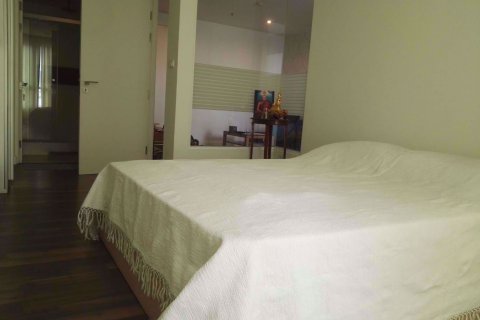 Condominio de 1 dormitorio en Thonburi, Bangkok, Tailandia № 76708 - foto 4