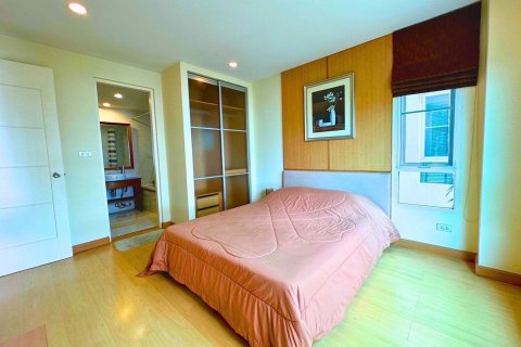 Condominio de 2 dormitorios en Watthana, Bangkok, Tailandia № 81165 - foto 7