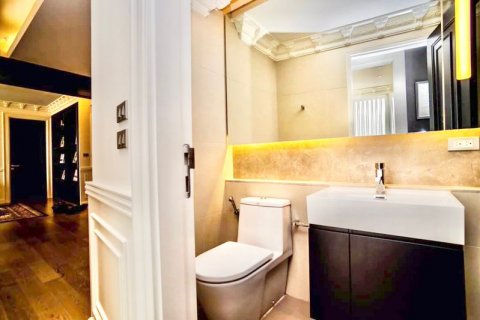 Condominio de 3 dormitorios en Bangkok, Tailandia № 142958 - foto 14
