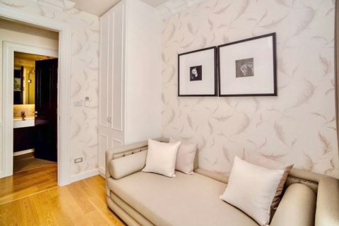 Condominio de 3 dormitorios en Bangkok, Tailandia № 142958 - foto 11