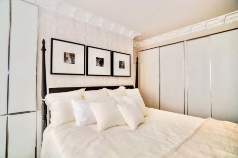 Condominio de 3 dormitorios en Bangkok, Tailandia № 142958 - foto 7