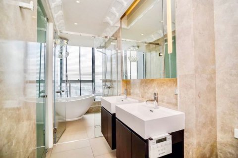 Condominio de 3 dormitorios en Bangkok, Tailandia № 142958 - foto 12