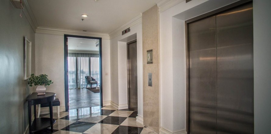 Condominio de 3 dormitorios en Bangkok, Tailandia № 142959