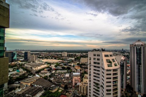 Condominio de 3 dormitorios en Bangkok, Tailandia № 142959 - foto 14