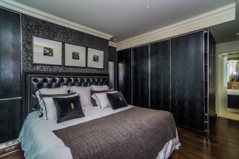 Condominio de 3 dormitorios en Bangkok, Tailandia № 142960 - foto 10