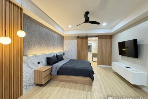 Condominio de 1 dormitorio en Pattaya, Tailandia № 119738 - foto 14