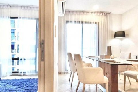 Condominio de 2 dormitorios en Khlong Toei, Bangkok, Tailandia № 125795 - foto 5