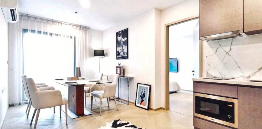 Condominio de 2 dormitorios en Khlong Toei, Bangkok, Tailandia № 125795