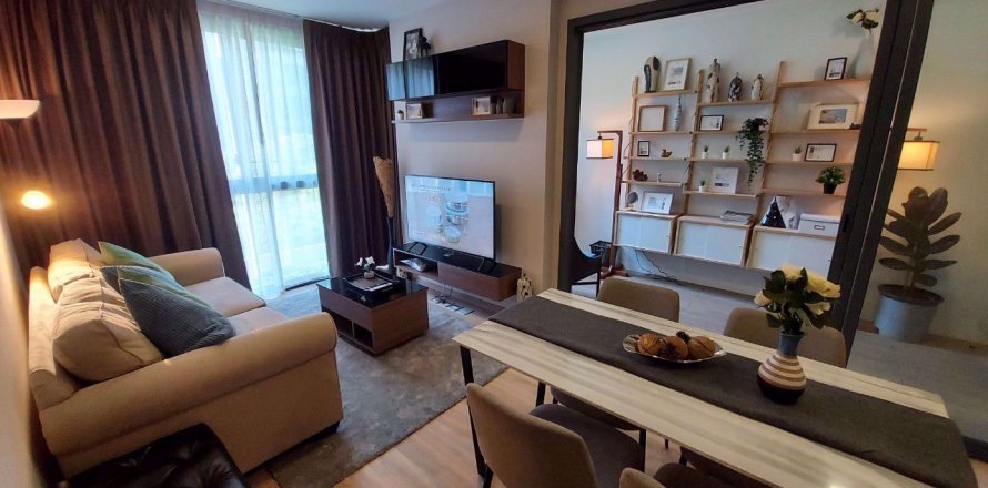 Eigentumswohnung in Bangkok, Thailand, 2 Schlafzimmer in Taka Haus Ekamai 12  № 77947