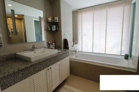 Condominio de 2 dormitorios en Hua Hin, Tailandia № 125247 - foto 12