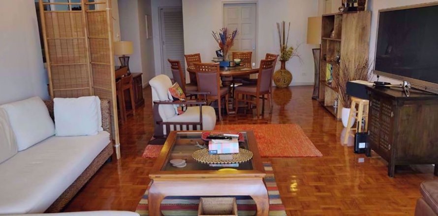 Condominio de 3 dormitorios en Khlong Toei, Bangkok, Tailandia № 76594