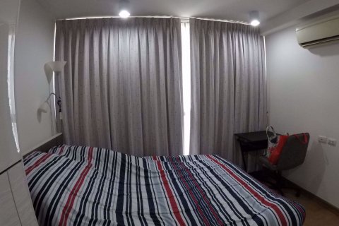 Condominio de 1 dormitorio en Watthana, Bangkok, Tailandia № 76651 - foto 4