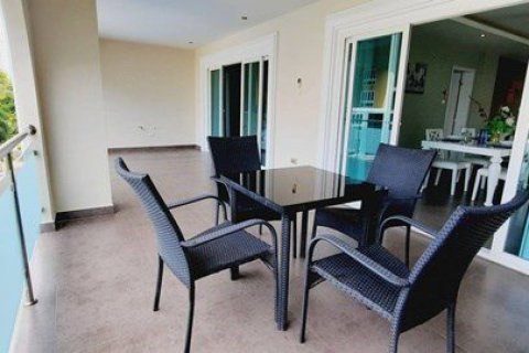 Condominio de 2 dormitorios en Pattaya, Tailandia № 104434 - foto 6