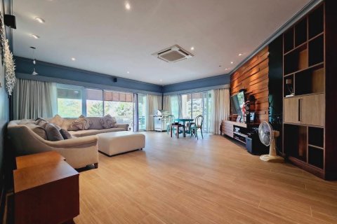 Condominio de 2 dormitorios en Pattaya, Tailandia № 104436 - foto 3