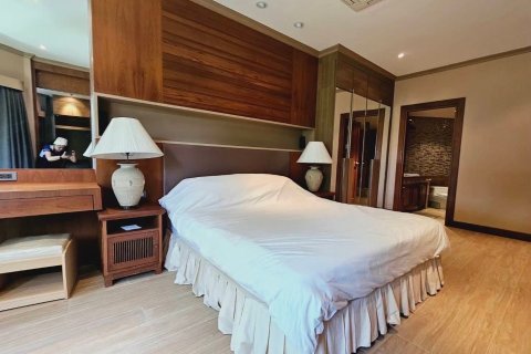 Condominio de 2 dormitorios en Pattaya, Tailandia № 104436 - foto 9