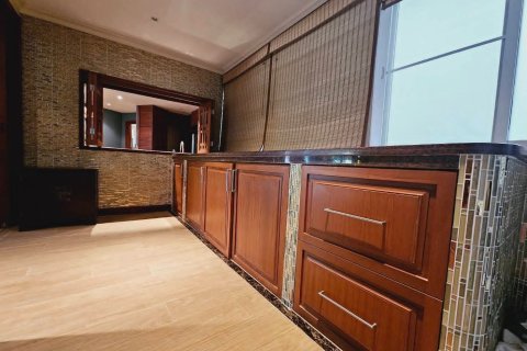 Condominio de 2 dormitorios en Pattaya, Tailandia № 104436 - foto 12