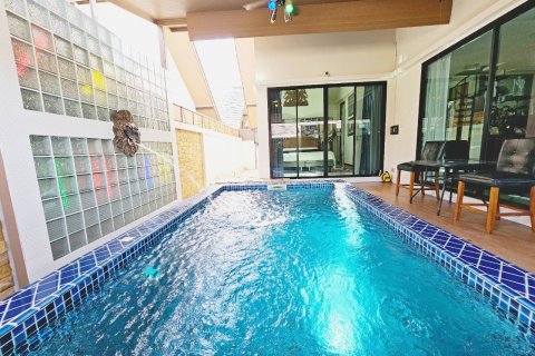 Casa de 2 dormitorios en Bang Lamung, Tailandia № 104437 - foto 7
