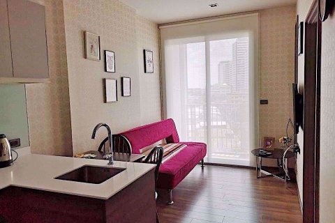 Condo in Bangkok, Thailand, 1 bedroom in Ceil By Sansiri № 111067