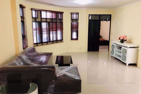 Maison à Watthana, Bangkok, Thaïlande 4 chambres № 76614