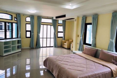 Casa de 4 dormitorios en Watthana, Bangkok, Tailandia № 76614 - foto 7