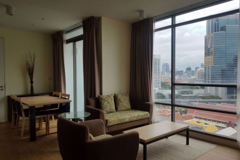 Condominio de 2 dormitorios en Bang Rak, Bangkok, Tailandia № 76615 - foto 2