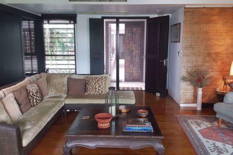 Condominio de 3 dormitorios en Yan Nawa, Bangkok, Tailandia № 76611 - foto 2