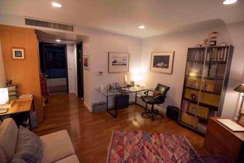 Condominio de 3 dormitorios en Yan Nawa, Bangkok, Tailandia № 76611 - foto 10