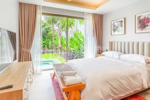 Casa de 4 dormitorios en Phuket, Tailandia № 131981 - foto 9