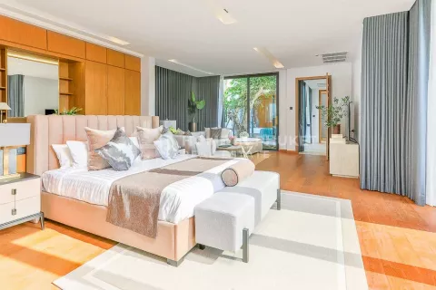 Casa de 4 dormitorios en Phuket, Tailandia № 131981 - foto 4