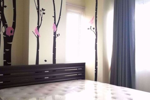 Condominio de 2 dormitorios en Bang Na, Bangkok, Tailandia № 76432 - foto 8
