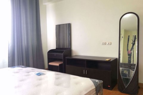 Condominio de 2 dormitorios en Bang Na, Bangkok, Tailandia № 76432 - foto 10