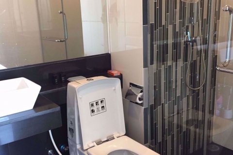 Condo à Sathon, Bangkok, Thaïlande, 1 chambre № 76426 - photo 8