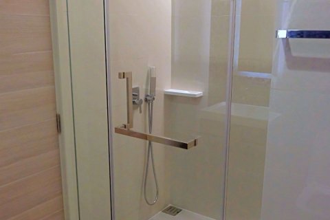 Condominio de 2 dormitorios en Sathon, Bangkok, Tailandia № 76430 - foto 12