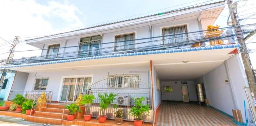 Haus in Pattaya, Thailand 8 Schlafzimmer № 81921