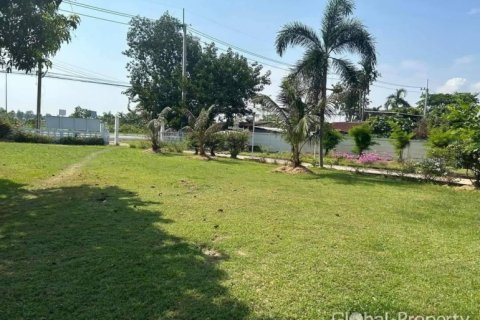 Terreno en Pattaya, Tailandia № 81919 - foto 5